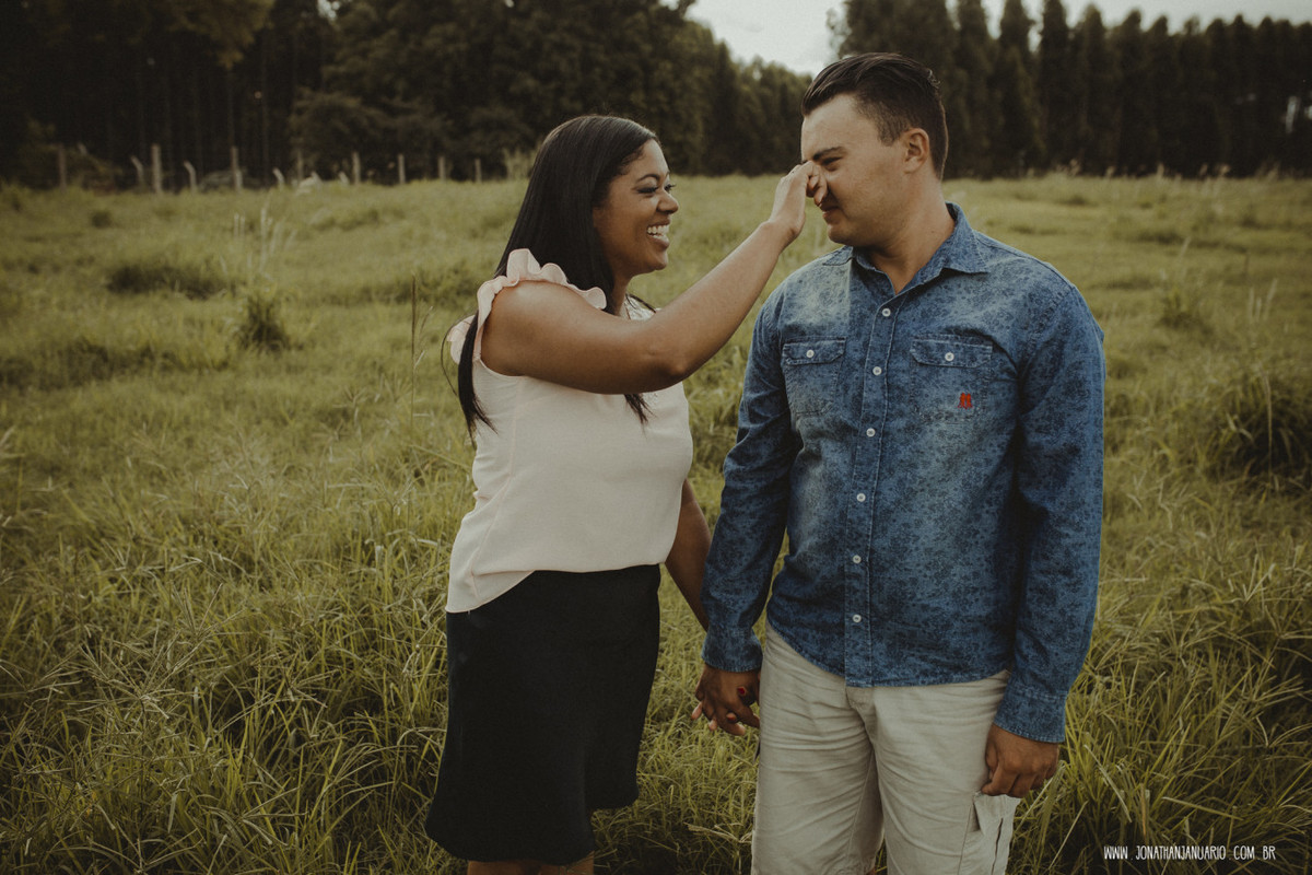 Ensaio em Rio Claro-SP, casal apaixonado, natureza - love, amor, casal, Jonathan Januario, foto, fotografia, Araras, leme, limeira,campinas, São Paulo, folk, lifeStyle, Vsco, montanha, foto na fazenda
