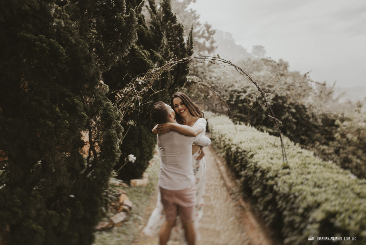 Ensaio em Rio Claro-SP, casal apaixonado, natureza - love, amor, casal, Jonathan Januario, foto, fotografia, Araras, leme, limeira,campinas, São Paulo, folk, lifeStyle, Vsco, montanha, foto na fazenda, Serra negra