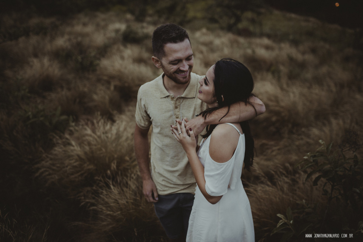 Ensaio em Rio Claro-SP, casal apaixonado, natureza - love, amor, casal, Jonathan Januario, foto, fotografia, Araras, leme, limeira,campinas, São Paulo, folk, lifeStyle, Vsco, montanha, foto na fazenda, Serra negra