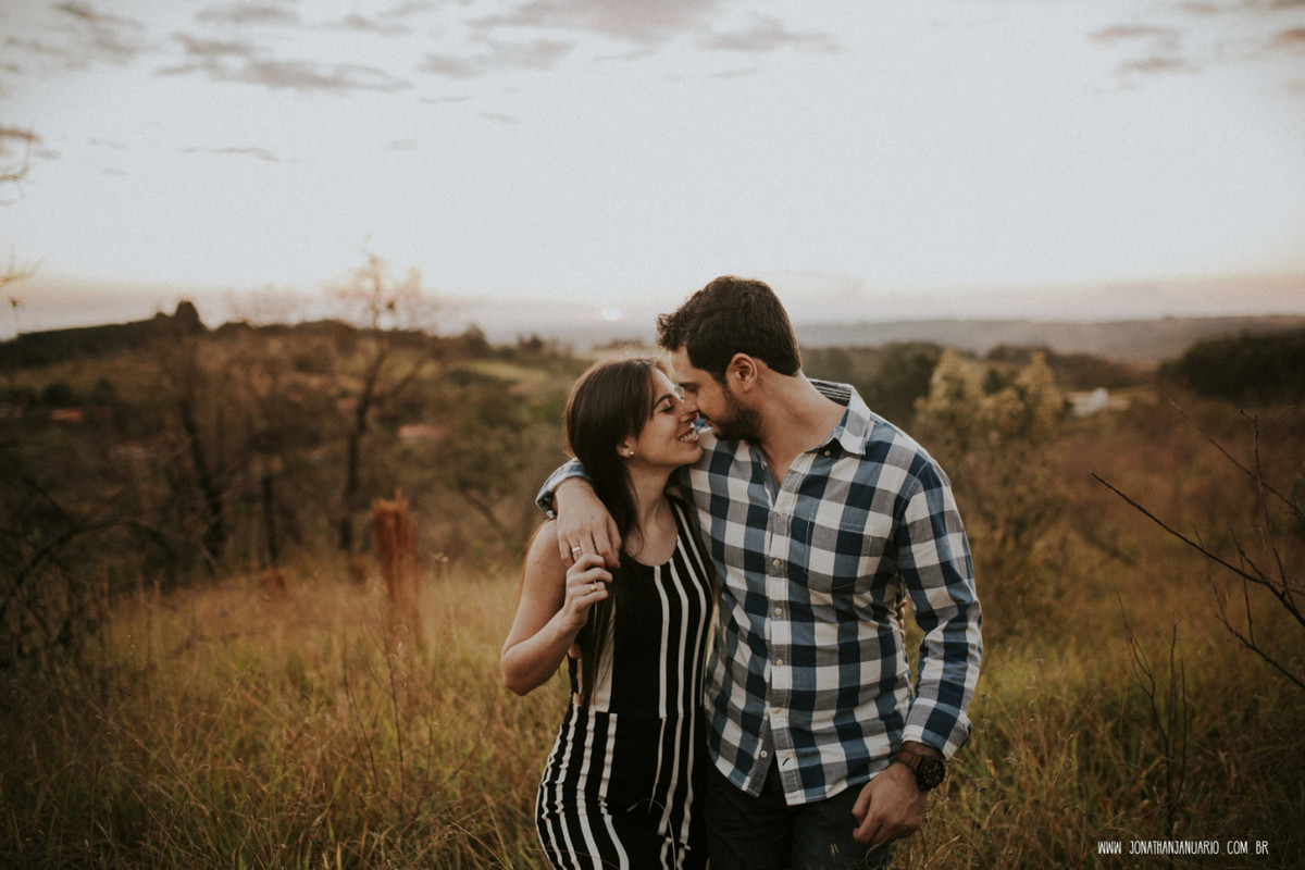 Ensaio em Rio Claro-SP, casal apaixonado, natureza - love, amor, casal, Jonathan Januario, foto, fotografia, Araras, leme, limeira,campinas, São Paulo, folk, lifeStyle, Vsco, montanha, foto na fazenda