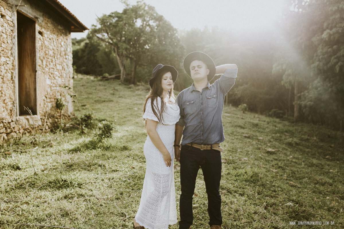 Ensaio em Rio Claro-SP, casal apaixonado, natureza - love, amor, casal, Jonathan Januario, foto, fotografia, Araras, leme, limeira,campinas, São Paulo, folk, lifeStyle, Vsco, montanha, foto na fazenda