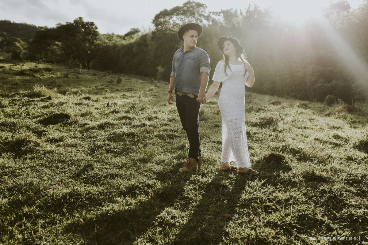 Ensaio em Rio Claro-SP, casal apaixonado, natureza - love, amor, casal, Jonathan Januario, foto, fotografia, Araras, leme, limeira,campinas, São Paulo, folk, lifeStyle, Vsco, montanha, foto na fazenda