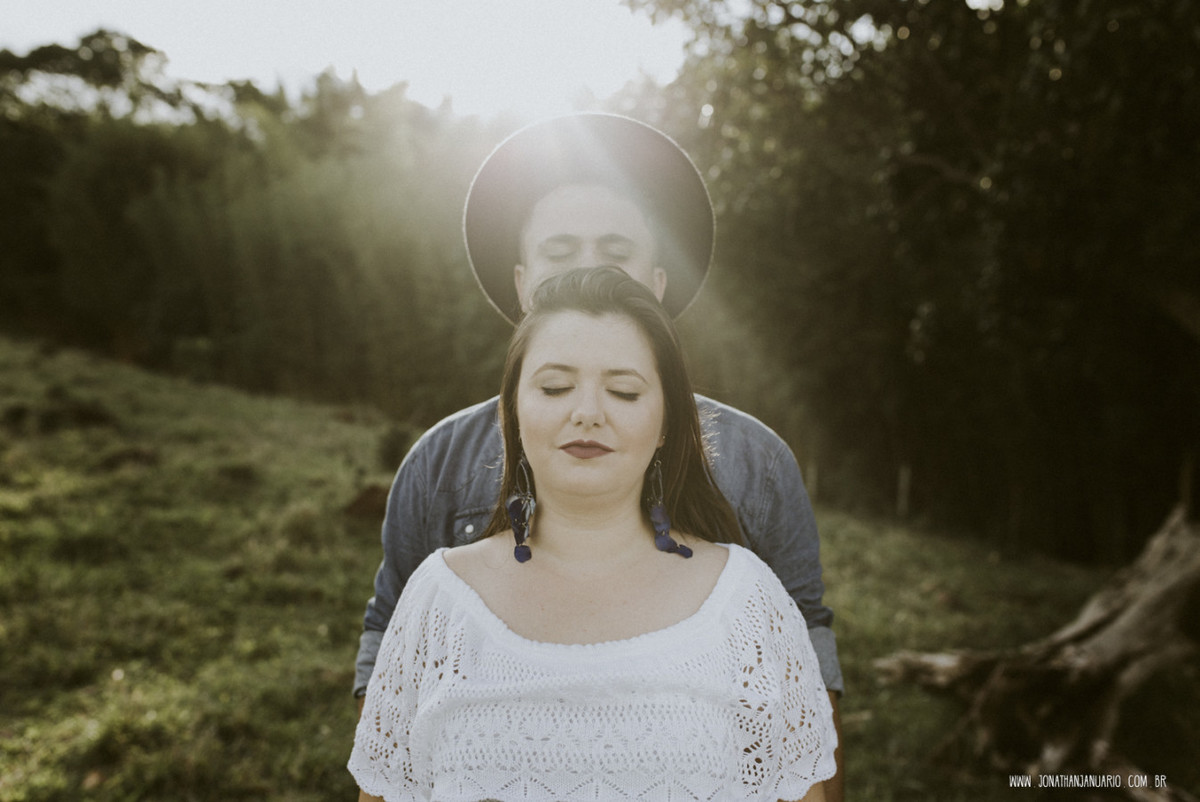 Ensaio em Rio Claro-SP, casal apaixonado, natureza - love, amor, casal, Jonathan Januario, foto, fotografia, Araras, leme, limeira,campinas, São Paulo, folk, lifeStyle, Vsco, montanha, foto na fazenda