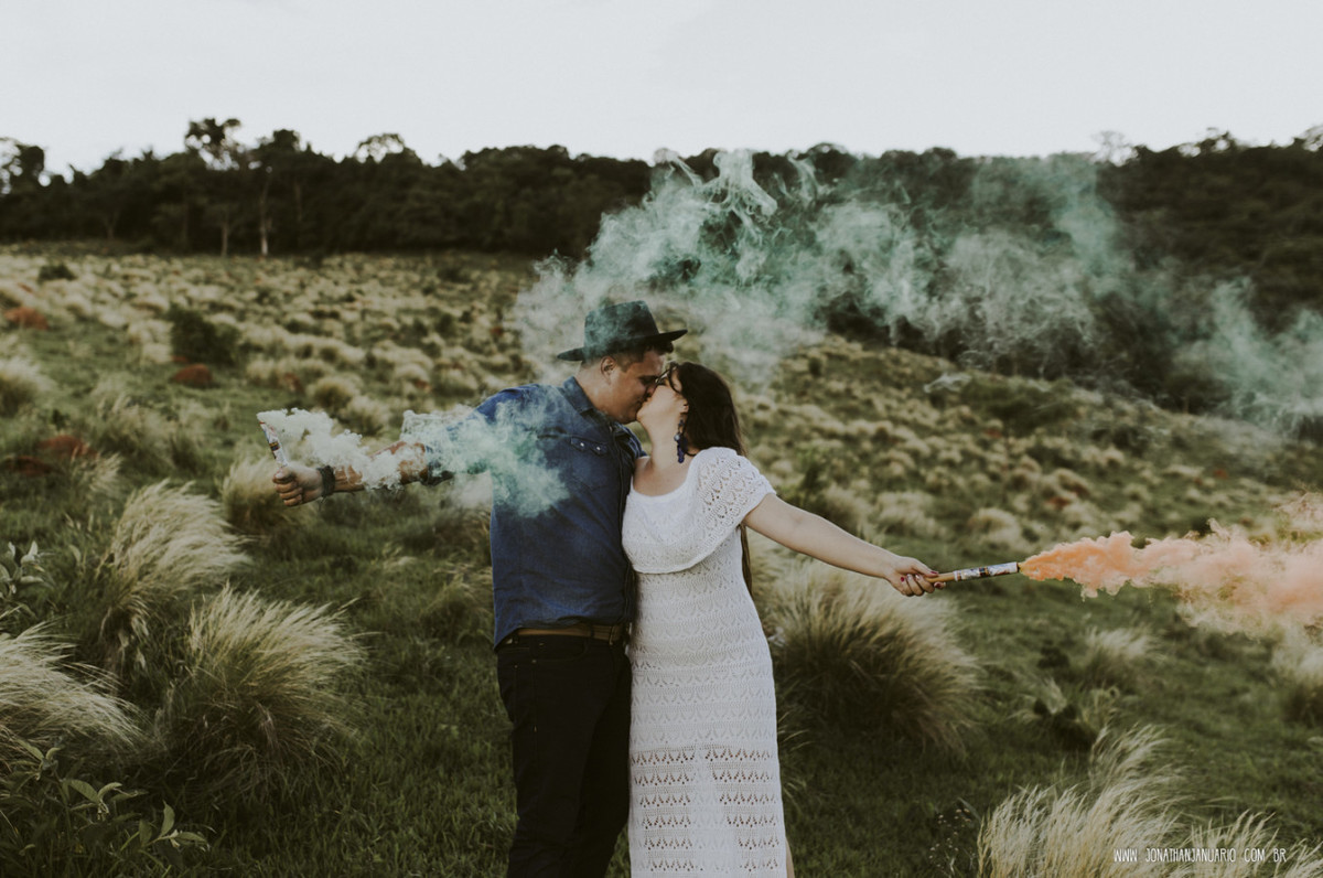 Ensaio em Rio Claro-SP, casal apaixonado, natureza - love, amor, casal, Jonathan Januario, foto, fotografia, Araras, leme, limeira,campinas, São Paulo, folk, lifeStyle, Vsco, montanha, foto na fazenda