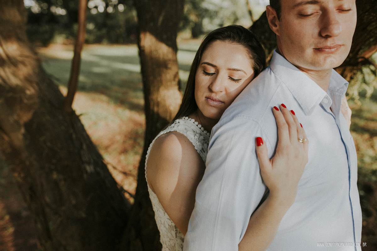 Ensaio em Rio Claro-SP, casal apaixonado, natureza - love, amor, casal, Jonathan Januario, foto, fotografia, Araras, leme, limeira,campinas, São Paulo, folk, lifeStyle, Vsco, montanha, foto na fazenda,Holambra-SP, cidade das flores