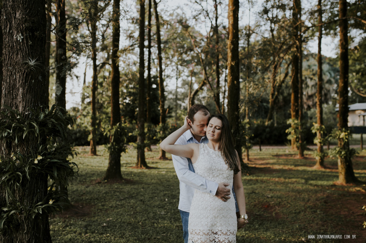 Ensaio em Rio Claro-SP, casal apaixonado, natureza - love, amor, casal, Jonathan Januario, foto, fotografia, Araras, leme, limeira,campinas, São Paulo, folk, lifeStyle, Vsco, montanha, foto na fazenda,Holambra-SP, cidade das flores