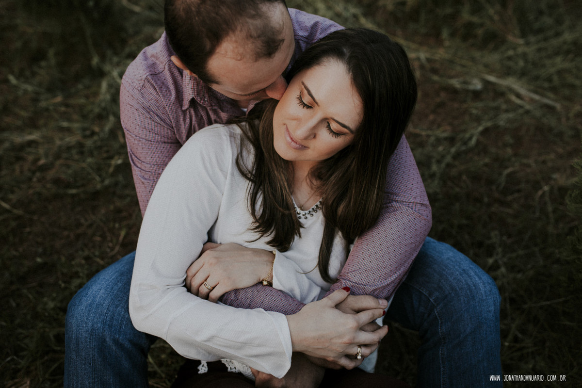 Ensaio em Rio Claro-SP, casal apaixonado, natureza - love, amor, casal, Jonathan Januario, foto, fotografia, Araras, leme, limeira,campinas, São Paulo, folk, lifeStyle, Vsco, montanha, foto na fazenda,Holambra-SP, cidade das flores
