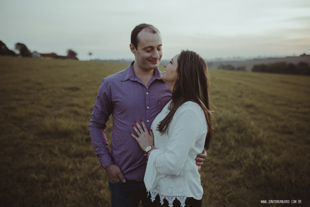 Ensaio em Rio Claro-SP, casal apaixonado, natureza - love, amor, casal, Jonathan Januario, foto, fotografia, Araras, leme, limeira,campinas, São Paulo, folk, lifeStyle, Vsco, montanha, foto na fazenda,Holambra-SP, cidade das flores