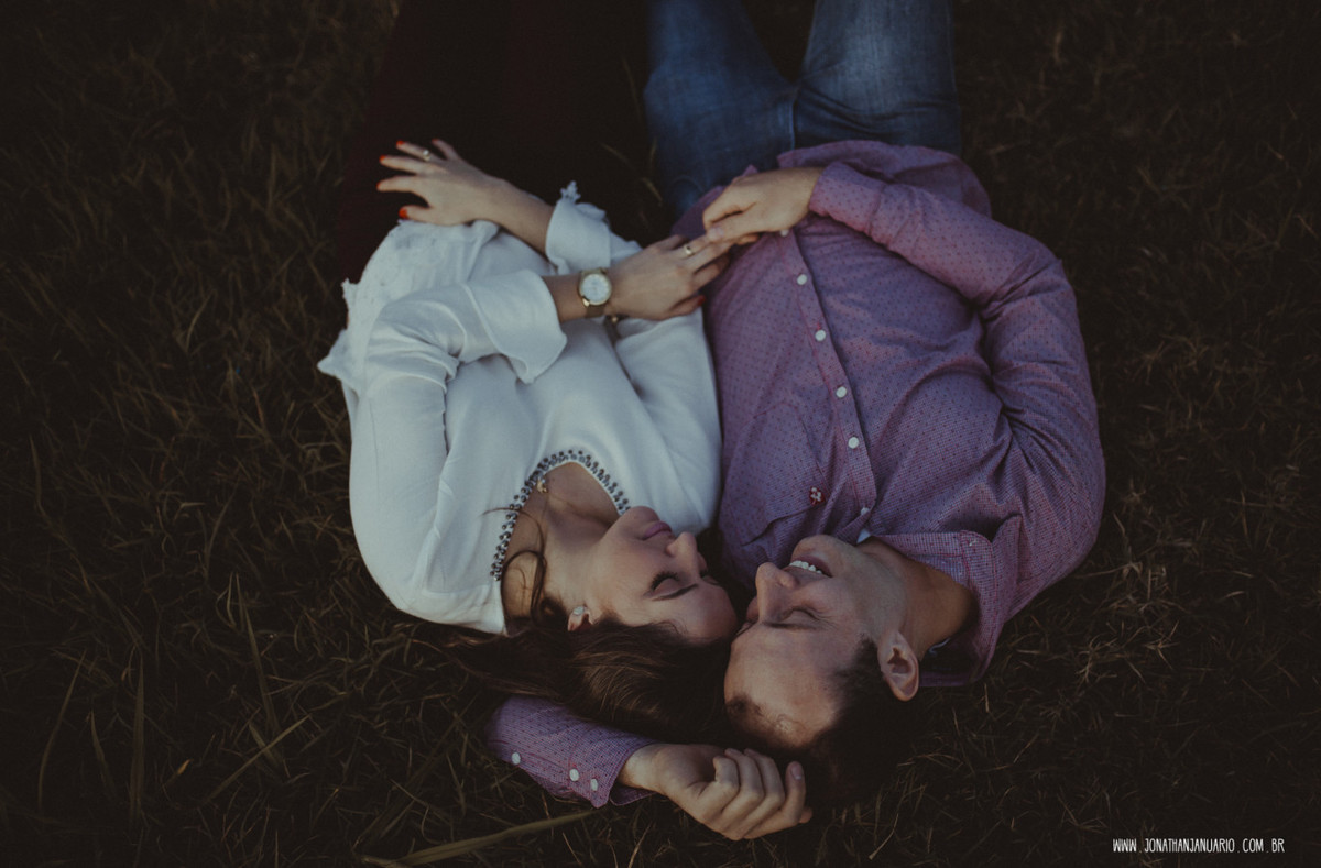 Ensaio em Rio Claro-SP, casal apaixonado, natureza - love, amor, casal, Jonathan Januario, foto, fotografia, Araras, leme, limeira,campinas, São Paulo, folk, lifeStyle, Vsco, montanha, foto na fazenda,Holambra-SP, cidade das flores