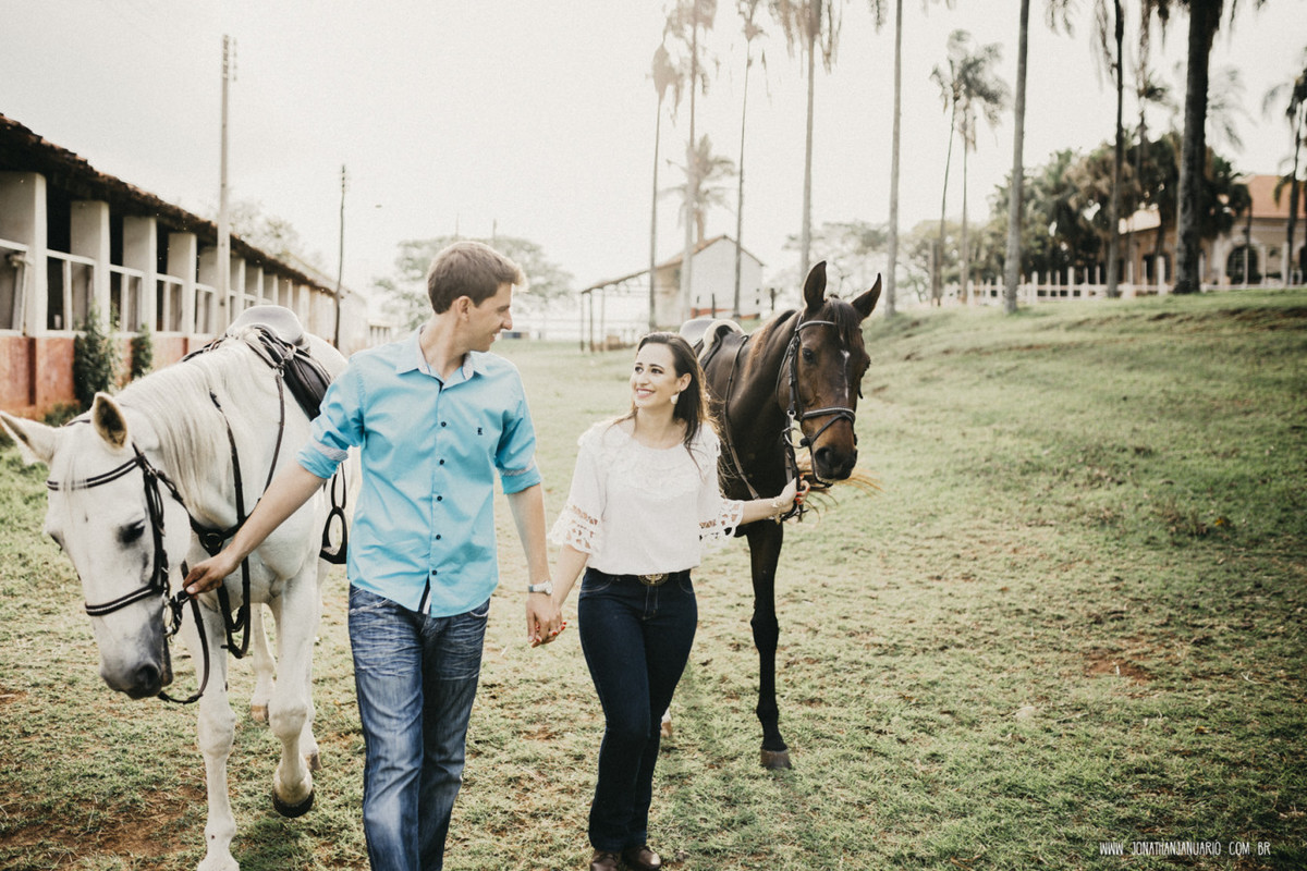 Ensaio em Rio Claro-SP, casal apaixonado, natureza - love, amor, casal, Jonathan Januario, foto, fotografia, Araras, leme, limeira,campinas, São Paulo, folk, lifeStyle, Vsco, montanha, foto na fazenda, hípica, cavalos,amazona,cavalheiro