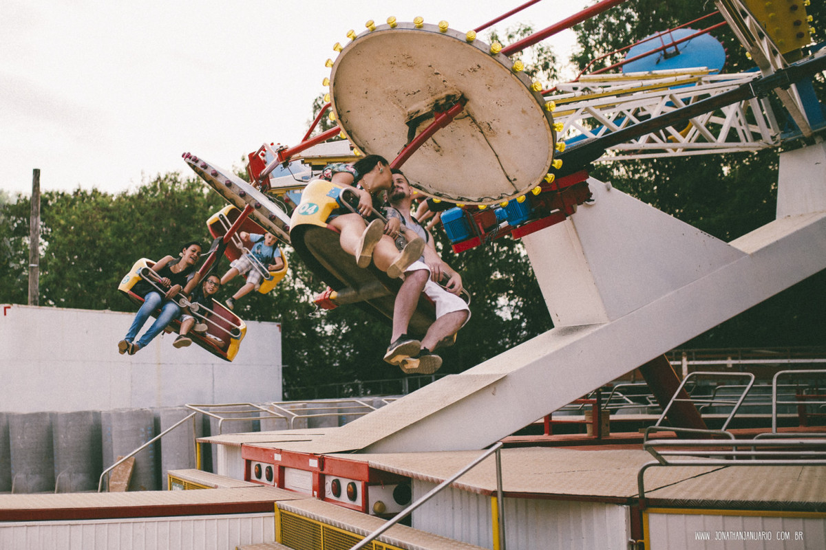 Ensaio em Rio Claro-SP, casal apaixonado, natureza - love, amor, casal, Jonathan Januario, foto, fotografia, Araras, leme, limeira,campinas, São Paulo, folk, lifeStyle, Vsco, montanha, foto na fazenda,parque de diversao,montanha russa
