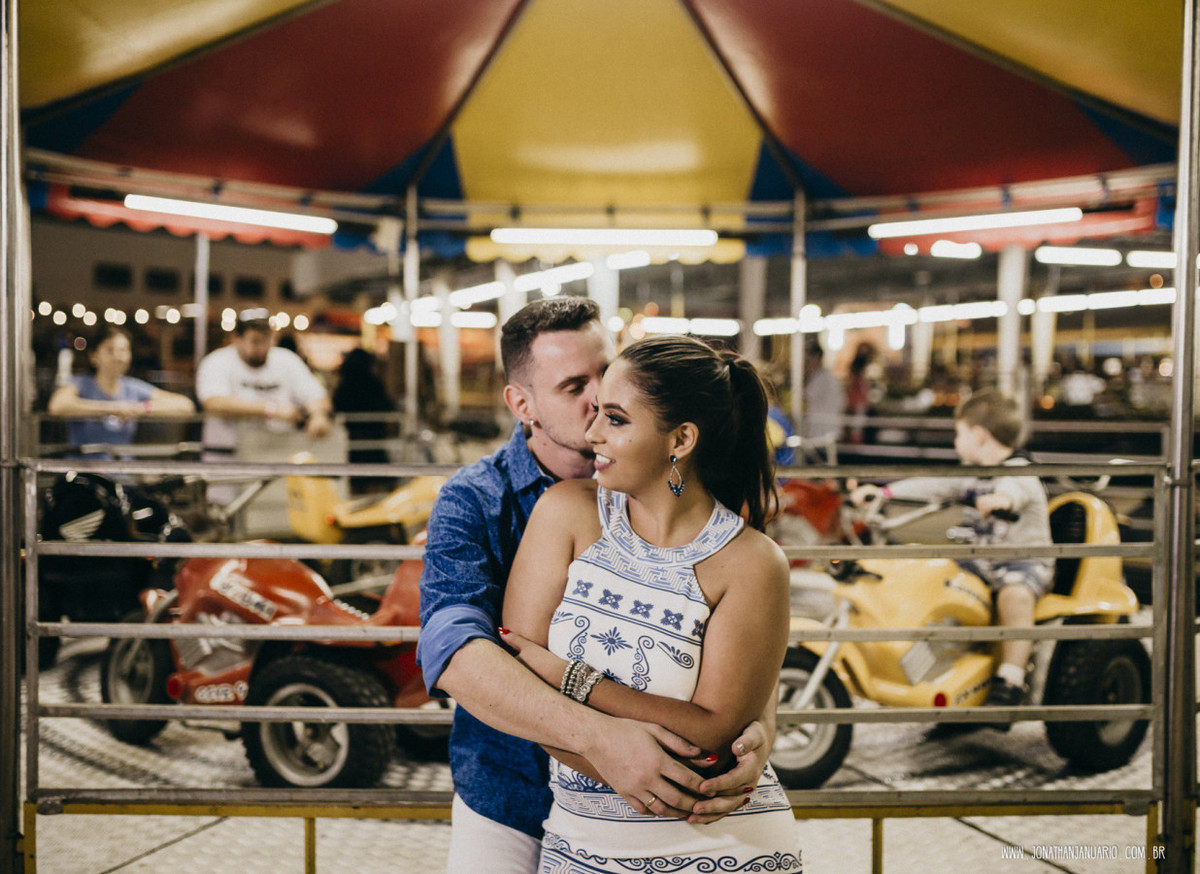 Ensaio em Rio Claro-SP, casal apaixonado, natureza - love, amor, casal, Jonathan Januario, foto, fotografia, Araras, leme, limeira,campinas, São Paulo, folk, lifeStyle, Vsco, montanha, foto na fazenda,parque de diversao,montanha russa