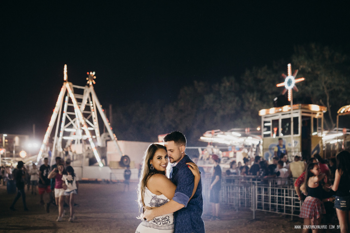 Ensaio em Rio Claro-SP, casal apaixonado, natureza - love, amor, casal, Jonathan Januario, foto, fotografia, Araras, leme, limeira,campinas, São Paulo, folk, lifeStyle, Vsco, montanha, foto na fazenda,parque de diversao,montanha russa