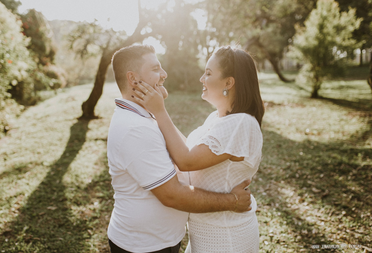 Ensaio em Rio Claro-SP, casal apaixonado, natureza - love, amor, casal, Jonathan Januario, foto, fotografia, Araras, leme, limeira,campinas, São Paulo, folk, lifeStyle, Vsco, montanha, foto na fazenda