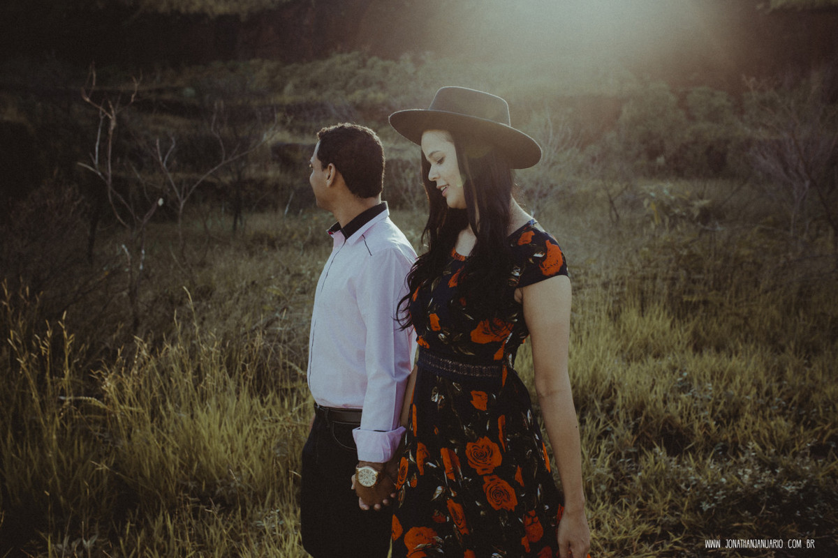 Ensaio em Rio Claro-SP, casal apaixonado, natureza - love, amor, casal, Jonathan Januario, foto, fotografia, Araras, leme, limeira,campinas, São Paulo, folk, lifeStyle, Vsco, montanha, foto na fazenda