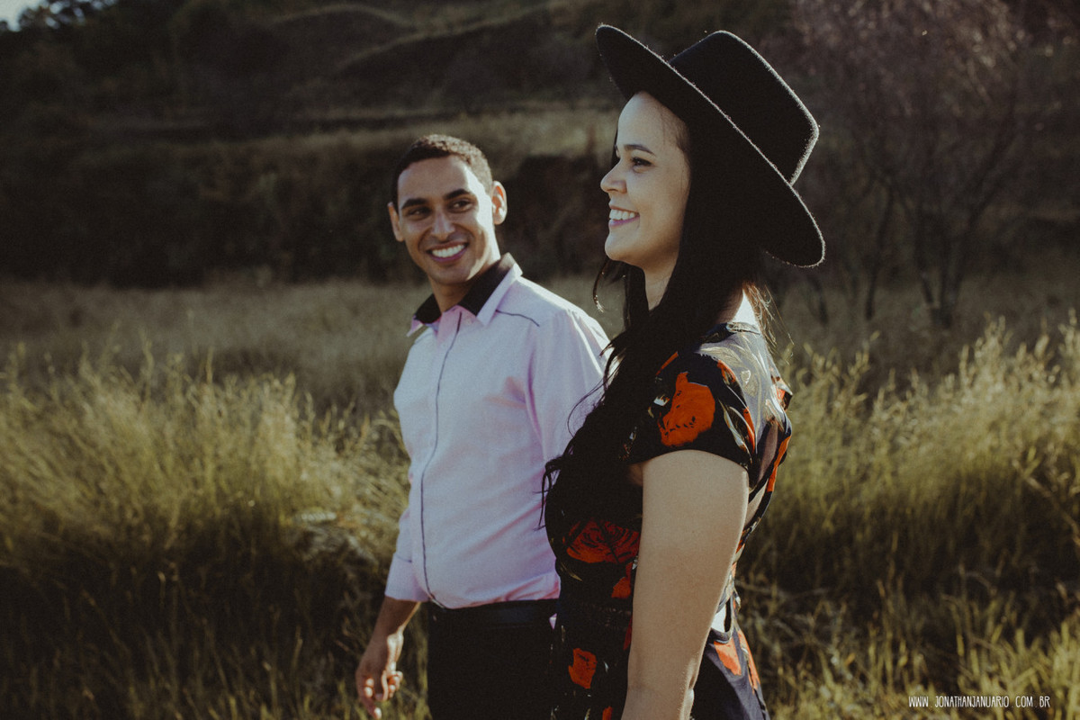 Ensaio em Rio Claro-SP, casal apaixonado, natureza - love, amor, casal, Jonathan Januario, foto, fotografia, Araras, leme, limeira,campinas, São Paulo, folk, lifeStyle, Vsco, montanha, foto na fazenda