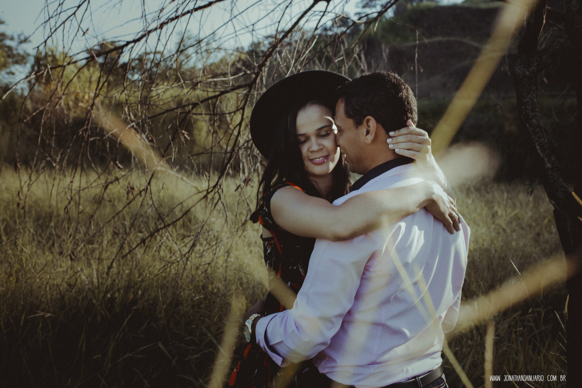 Ensaio em Rio Claro-SP, casal apaixonado, natureza - love, amor, casal, Jonathan Januario, foto, fotografia, Araras, leme, limeira,campinas, São Paulo, folk, lifeStyle, Vsco, montanha, foto na fazenda