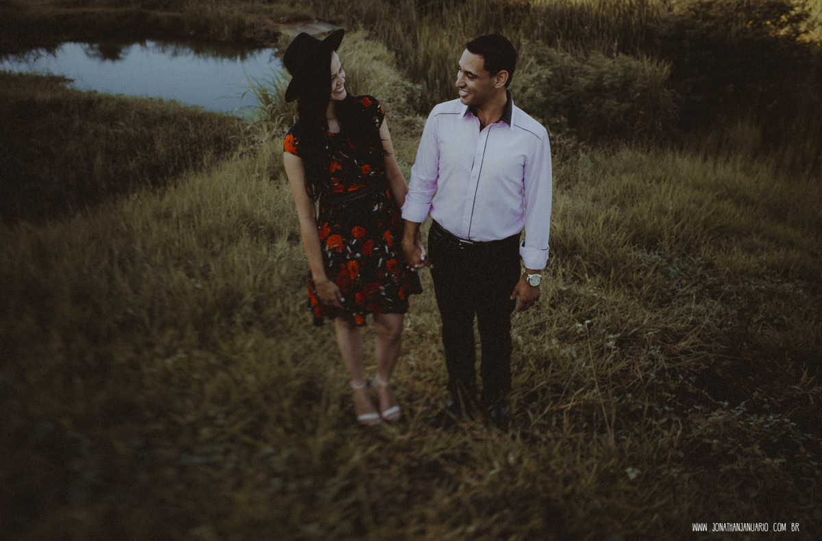 Ensaio em Rio Claro-SP, casal apaixonado, natureza - love, amor, casal, Jonathan Januario, foto, fotografia, Araras, leme, limeira,campinas, São Paulo, folk, lifeStyle, Vsco, montanha, foto na fazenda
