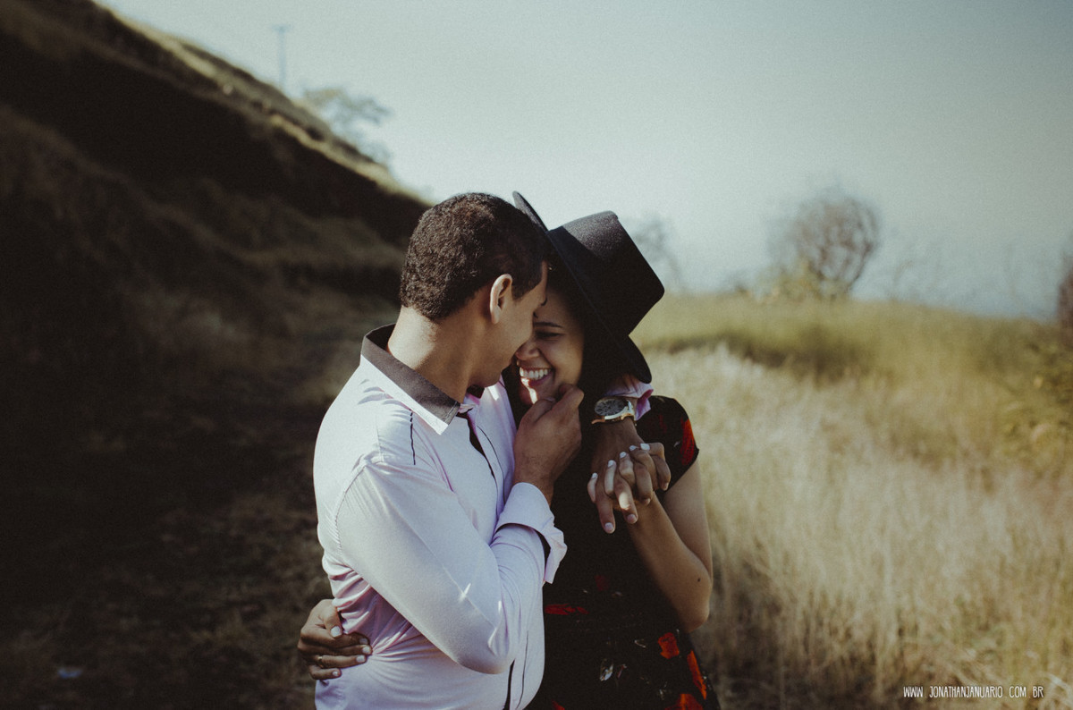 Ensaio em Rio Claro-SP, casal apaixonado, natureza - love, amor, casal, Jonathan Januario, foto, fotografia, Araras, leme, limeira,campinas, São Paulo, folk, lifeStyle, Vsco, montanha, foto na fazenda