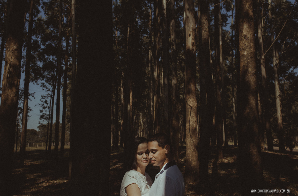 Ensaio em Rio Claro-SP, casal apaixonado, natureza - love, amor, casal, Jonathan Januario, foto, fotografia, Araras, leme, limeira,campinas, São Paulo, folk, lifeStyle, Vsco, montanha, foto na fazenda