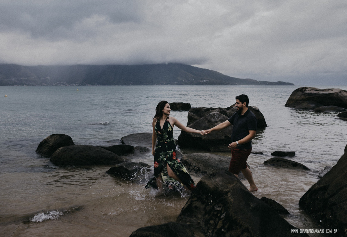 Ensaio em Rio Claro-SP, casal apaixonado, natureza - love, amor, casal, Jonathan Januario, foto, fotografia, Araras, leme, limeira,campinas, São Paulo, folk, lifeStyle, Vsco, montanha, foto na fazenda, praia, Ilhabela