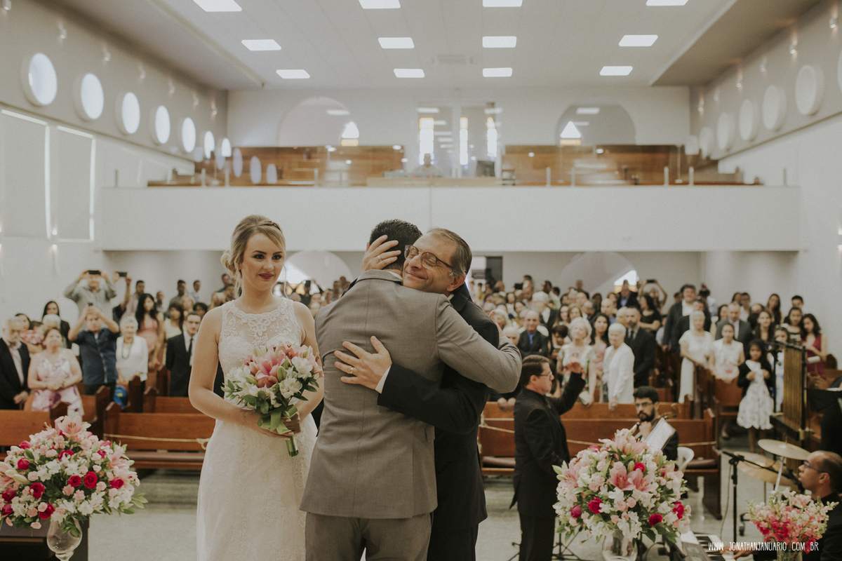casal apaixonado, natureza, love, amor, Jonathan Januario, foto, fotografia, Araras, São José dos campos, limeira,campinas, São Paulo, Campos do jordão, lifeStyle,foto na fazenda, casamento de dia, noiva, vestida pra casar, lápis de noiva,Vdara