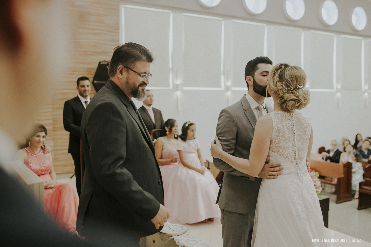 casal apaixonado, natureza, love, amor, Jonathan Januario, foto, fotografia, Araras, São José dos campos, limeira,campinas, São Paulo, Campos do jordão, lifeStyle,foto na fazenda, casamento de dia, noiva, vestida pra casar, lápis de noiva,Vdara