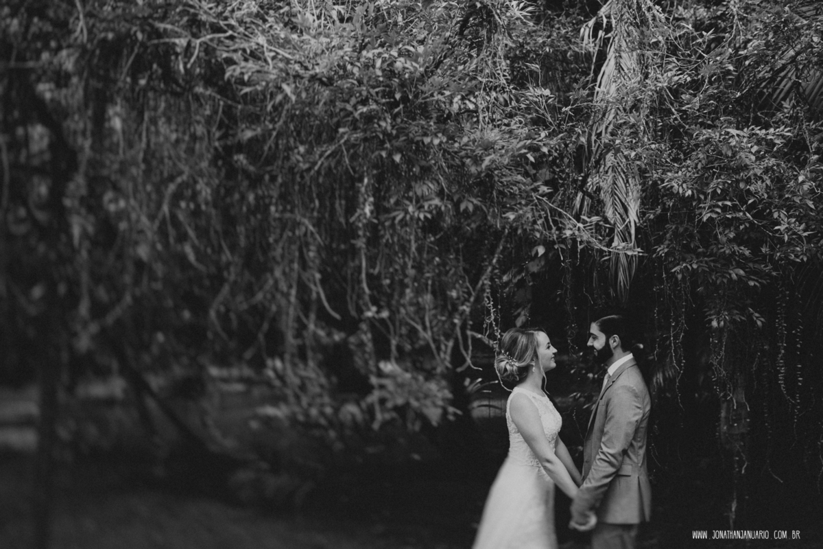 casal apaixonado, natureza, love, amor, Jonathan Januario, foto, fotografia, Araras, São José dos campos, limeira,campinas, São Paulo, Campos do jordão, lifeStyle,foto na fazenda, casamento de dia, noiva, vestida pra casar, lápis de noiva,Vdara