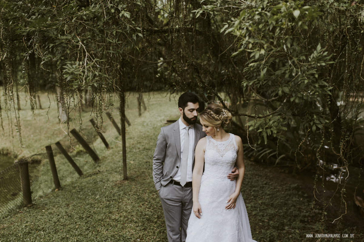 casal apaixonado, natureza, love, amor, Jonathan Januario, foto, fotografia, Araras, São José dos campos, limeira,campinas, São Paulo, Campos do jordão, lifeStyle,foto na fazenda, casamento de dia, noiva, vestida pra casar, lápis de noiva,Vdara