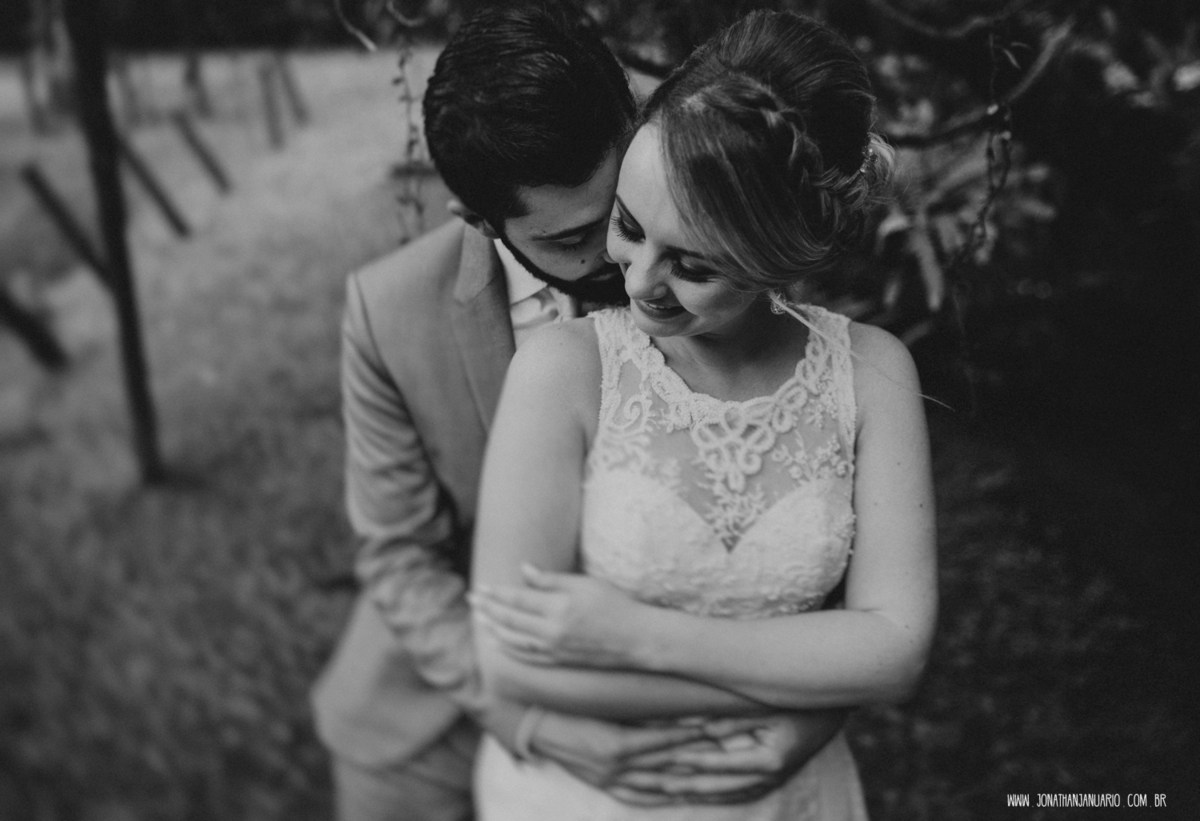 casal apaixonado, natureza, love, amor, Jonathan Januario, foto, fotografia, Araras, São José dos campos, limeira,campinas, São Paulo, Campos do jordão, lifeStyle,foto na fazenda, casamento de dia, noiva, vestida pra casar, lápis de noiva,Vdara