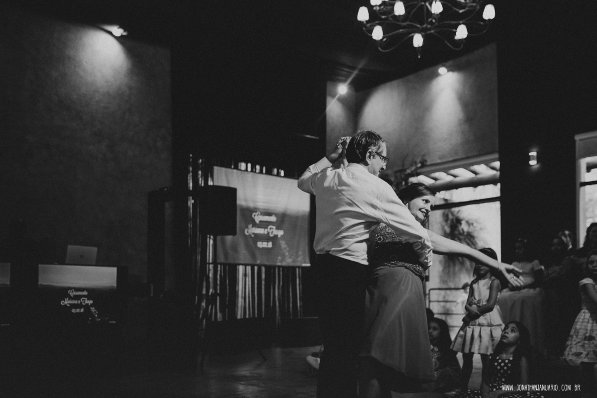 casal apaixonado, natureza, love, amor, Jonathan Januario, foto, fotografia, Araras, São José dos campos, limeira,campinas, São Paulo, Campos do jordão, lifeStyle,foto na fazenda, casamento de dia, noiva, vestida pra casar, lápis de noiva,Vdara