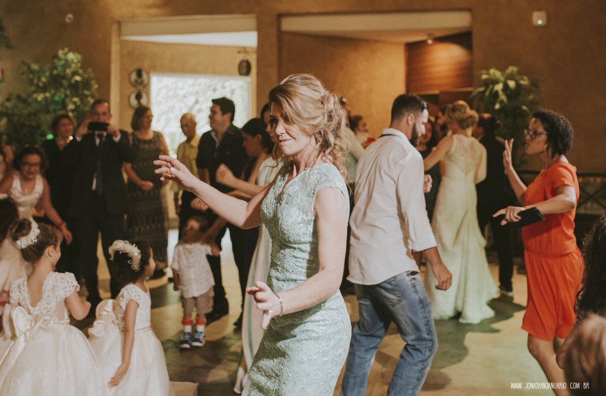 casal apaixonado, natureza, love, amor, Jonathan Januario, foto, fotografia, Araras, São José dos campos, limeira,campinas, São Paulo, Campos do jordão, lifeStyle,foto na fazenda, casamento de dia, noiva, vestida pra casar, lápis de noiva,Vdara
