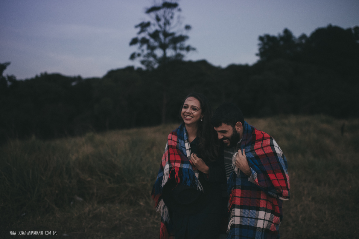 Ensaio em Rio Claro-SP, casal apaixonado, natureza - love, amor, casal, Jonathan Januario, foto, fotografia, Araras, leme, limeira,campinas, São Paulo, folk, lifeStyle, Vsco, montanha, foto na fazenda, pico olho d’agua, Mariporã, foto em montanha, Deus