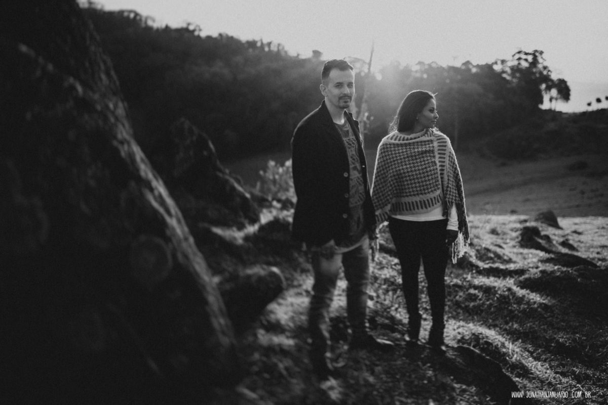 Ensaio em Rio Claro-SP, casal apaixonado, natureza - love, amor, casal, Jonathan Januario, foto, fotografia, Araras, leme, limeira,campinas, São Paulo, folk, lifeStyle, Vsco, montanha, foto na fazenda, morro Cruzeiro do facao Itapira, foto em montanha