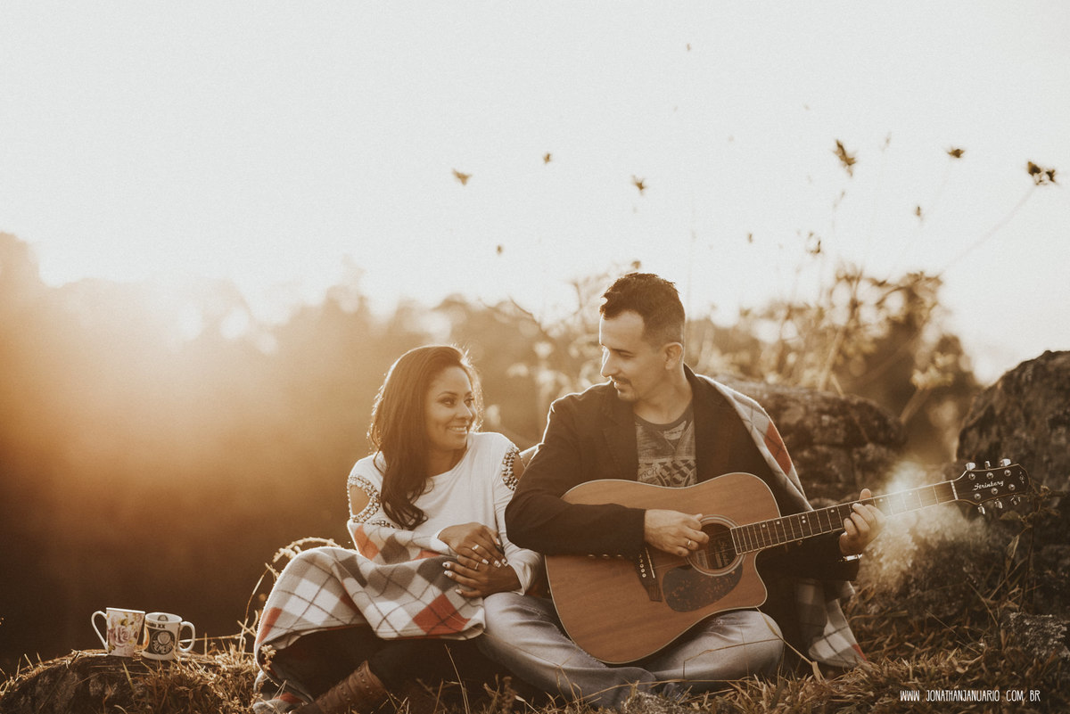 Ensaio em Rio Claro-SP, casal apaixonado, natureza - love, amor, casal, Jonathan Januario, foto, fotografia, Araras, leme, limeira,campinas, São Paulo, folk, lifeStyle, Vsco, montanha, foto na fazenda, morro Cruzeiro do facao Itapira, foto em montanha