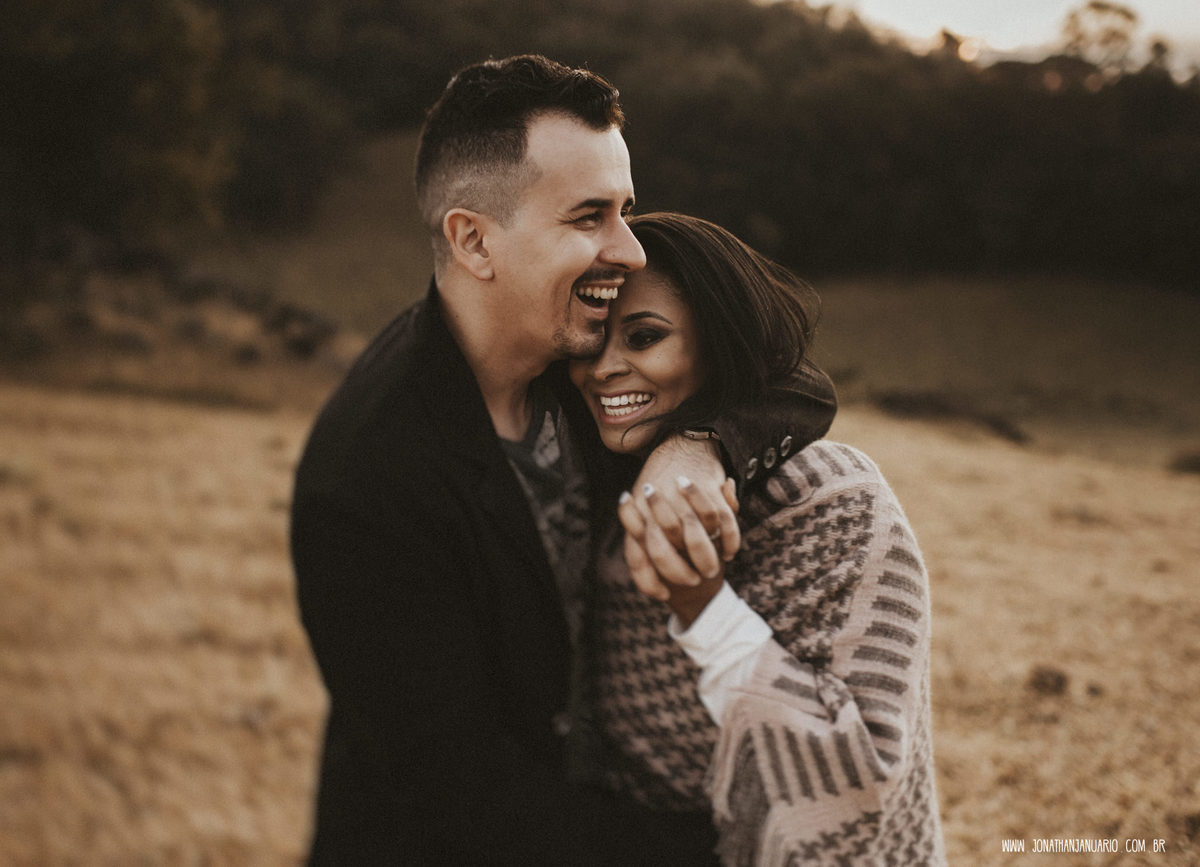 Ensaio em Rio Claro-SP, casal apaixonado, natureza - love, amor, casal, Jonathan Januario, foto, fotografia, Araras, leme, limeira,campinas, São Paulo, folk, lifeStyle, Vsco, montanha, foto na fazenda, morro Cruzeiro do facao Itapira, foto em montanha