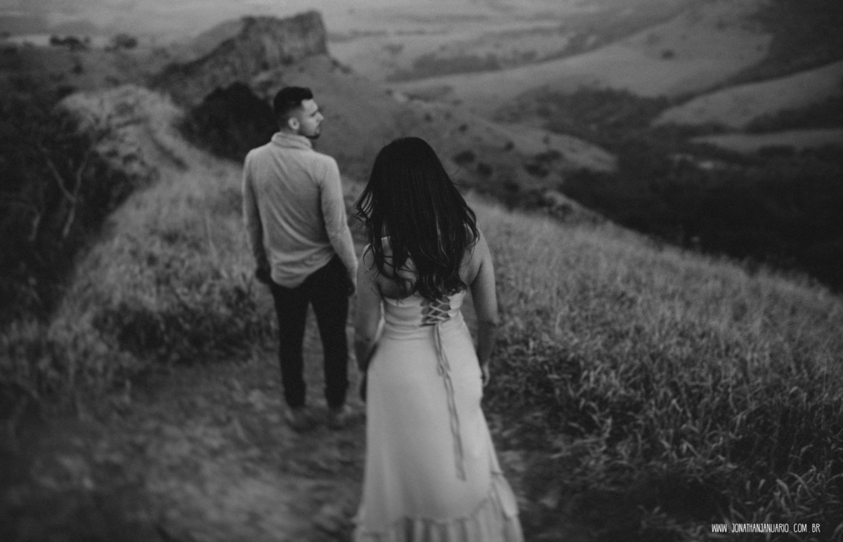 Ensaio em Itirapina, casal apaixonado, natureza, love, amor, casal, Jonathan Januario, foto, fotografia, Araras, Sao Pedro, Analândia, campinas, São Paulo, folk, lifeStyle, Vsco, montanha, foto na fazenda, fandinho futebol, pico do facao, foto em montanha