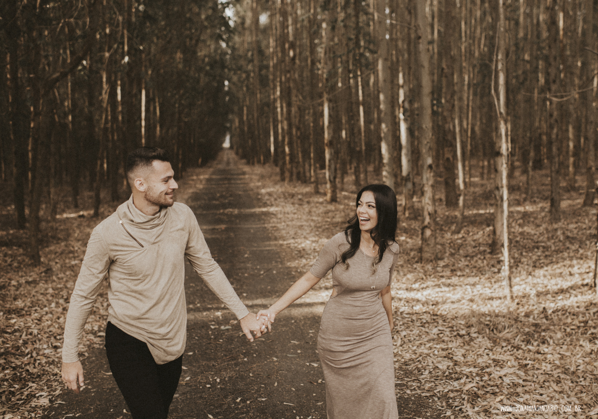 Ensaio em Itirapina, casal apaixonado, natureza, love, amor, casal, Jonathan Januario, foto, fotografia, Araras, Sao Pedro, Analândia, campinas, São Paulo, folk, lifeStyle, Vsco, montanha, foto na fazenda, fandinho futebol, pico do facao, foto em montanha