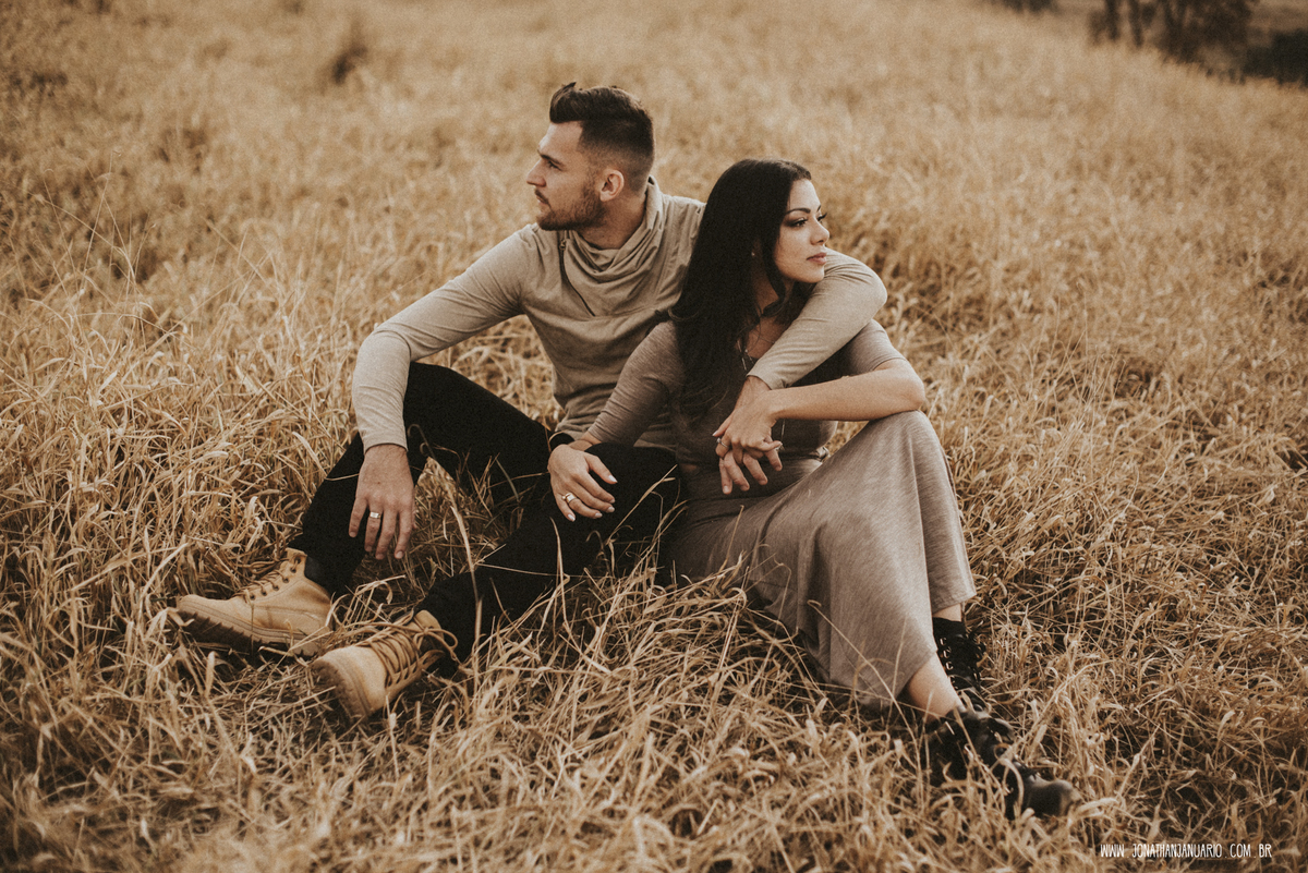 Ensaio em Itirapina, casal apaixonado, natureza, love, amor, casal, Jonathan Januario, foto, fotografia, Araras, Sao Pedro, Analândia, campinas, São Paulo, folk, lifeStyle, Vsco, montanha, foto na fazenda, fandinho futebol, pico do facao, foto em montanha