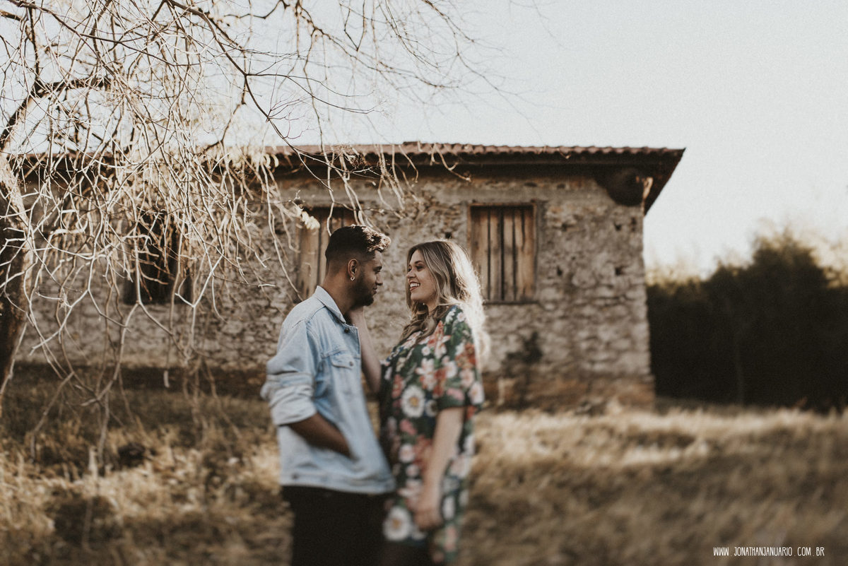 Ensaio em Rio Claro-SP, casal apaixonado, natureza - love, amor, casal, Jonathan Januario, foto, fotografia, Araras, leme, limeira,campinas, São Paulo, folk, lifeStyle, Vsco, montanha, foto fazenda, foto na praia, itapira, foto em montanha, lapis de noiva