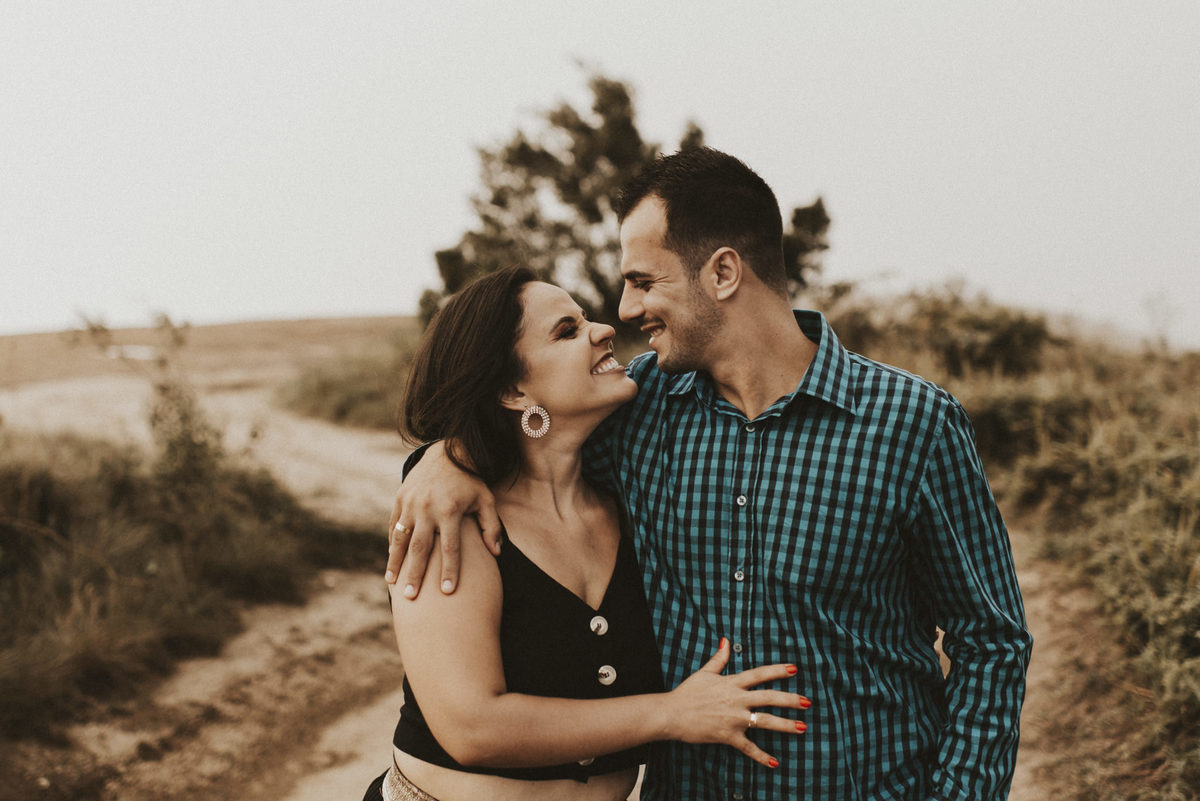 Ensaio em Limeira-SP, casal apaixonado, natureza - love, amor, casal, Jonathan Januario, foto, fotografia, Araras, leme, rioclaro ,campinas, São Paulo, folk, lifeStyle, Vsco, montanha, foto na fazenda, pedragrande, atibaia, foto montanha, rafael fontana