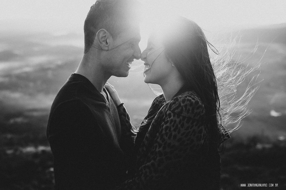 Ensaio em Rio Claro-SP, casal apaixonado, natureza - love, amor, casal, Jonathan Januario, foto, fotografia, Araras, leme, limeira,campinas, São Paulo, folk, lifeStyle, Vsco, montanha, foto na fazenda, pico olho d’agua, Mariporã, foto em montanha