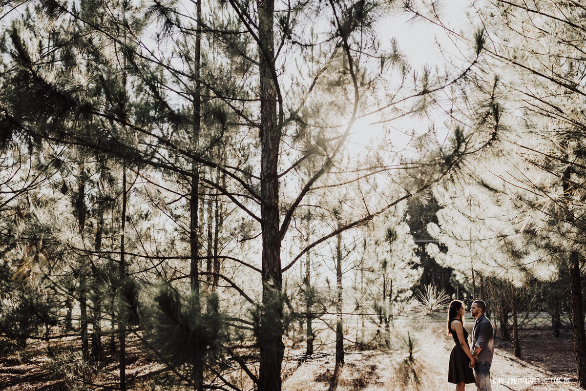 Ensaio em Rio Claro-SP, casal apaixonado, natureza - love, amor, casal, Jonathan Januario, foto, fotografia, Araras, leme, limeira,campinas, São Paulo, folk, lifeStyle, Vsco, montanha, foto na fazenda, pico olho d’agua, itirapina, represa do broa