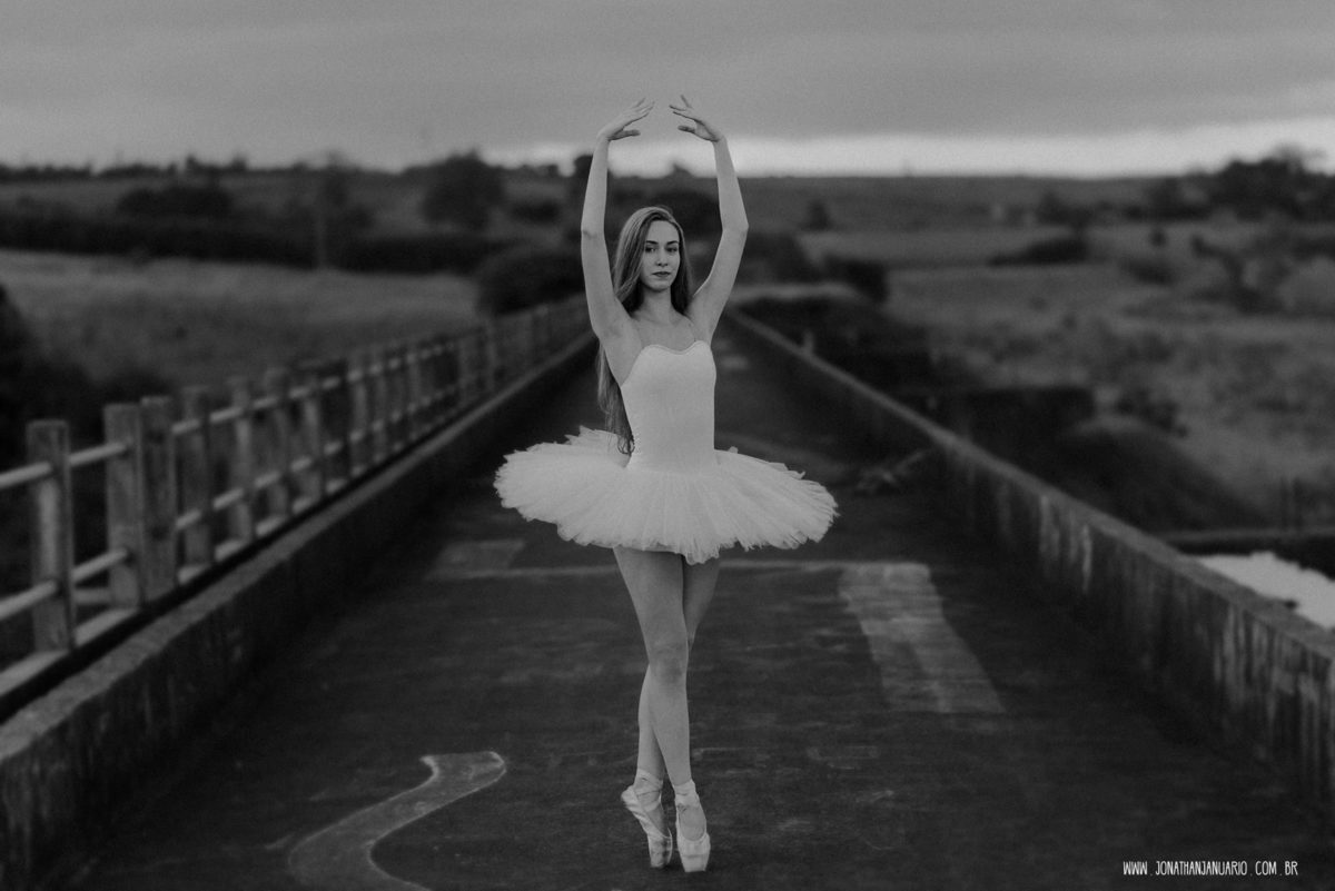 Ensaio em Rio Claro-SP, natureza - love, amor, Jonathan Januario, ballet, foto, fotografia, Araras, leme, limeira,campinas, São Paulo, folk, lifeStyle, Vsco, montanha, foto na Fazenda, 15 anos,
Moda, mulher,debutante,linda
