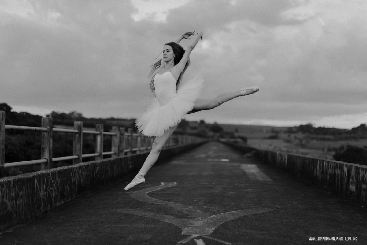 Ensaio em Rio Claro-SP, natureza - love, amor, Jonathan Januario, ballet, foto, fotografia, Araras, leme, limeira,campinas, São Paulo, folk, lifeStyle, Vsco, montanha, foto na Fazenda, 15 anos,
Moda, mulher,debutante,linda
