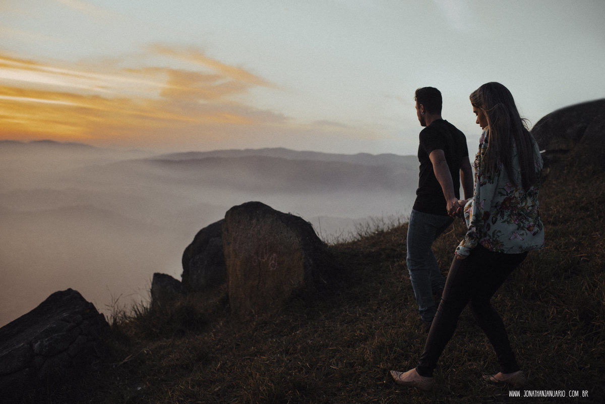 Ensaio em Rio Claro-SP, casal apaixonado, natureza - love, amor, casal, Jonathan Januario, foto, fotografia, Araras, leme, limeira,campinas, São Paulo, folk, lifeStyle, Vsco, montanha, foto na fazenda, pico olho d’agua, Mariporã, foto em montanha