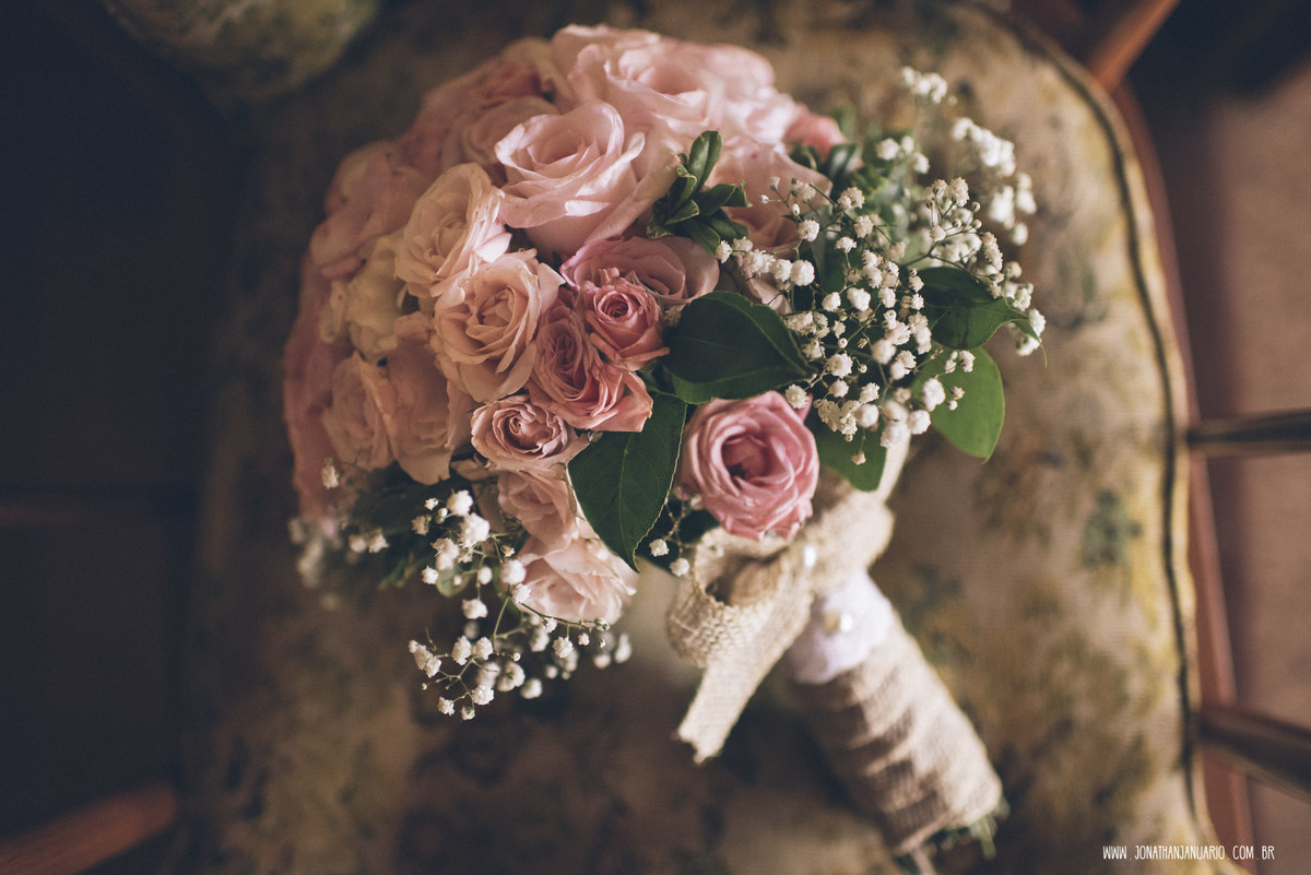 casal apaixonado, love, amor, Jonathan Januario, foto, fotografia, Araras, leme, limeira,campinas, São Paulo, Rio claro, folk, lifeStyle, foto na fazenda, casamento de dia, noiva, vestido de noiva, vestida pra casar, lápis de noiva, fazenda jaragua
