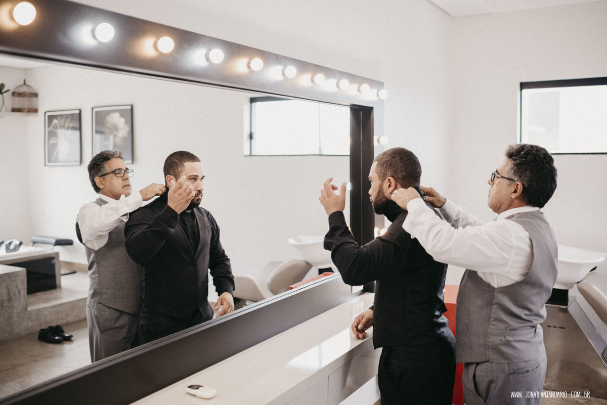  casal apaixonado, natureza, love, amor, Jonathan Januario, foto, fotografia, Araras, leme, limeira,campinas, São Paulo, Rio claro, folk, lifeStyle, montanha, foto na fazenda, casamento de dia, noiva, vestido de noiva, vestida pra casar, lápis de noiva