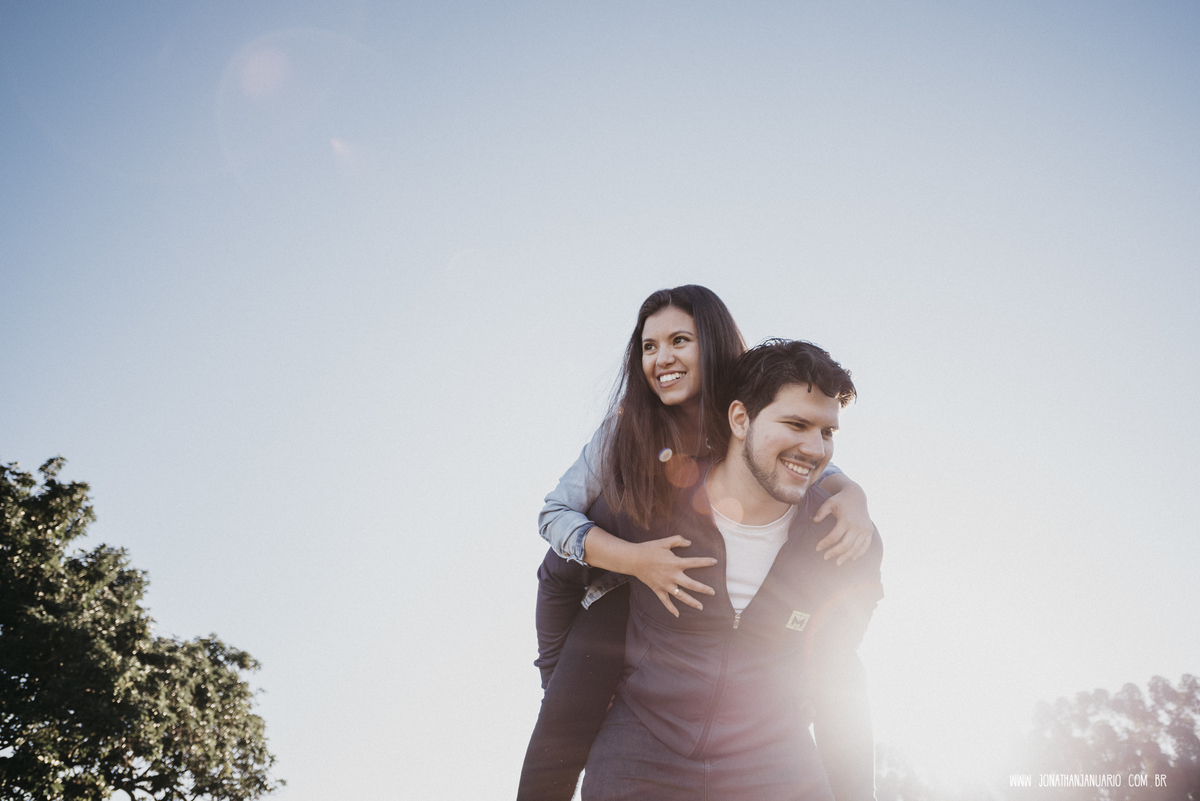 Igreja, casal na igreja, casal apaixonado, natureza - love, amor, casal, Jonathan Januario, foto, fotografia, Araras, leme, limeira,campinas, São Paulo, folk, lifeStyle, Vsco, montanha, Unasp centro universitario Adventista, Ensaio em engenheiro Coelho