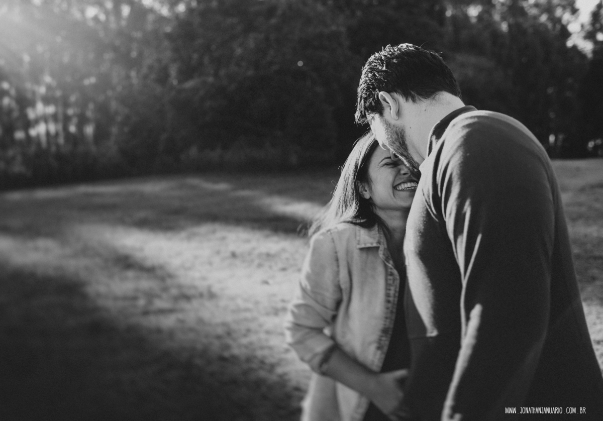 Igreja, casal na igreja, casal apaixonado, natureza - love, amor, casal, Jonathan Januario, foto, fotografia, Araras, leme, limeira,campinas, São Paulo, folk, lifeStyle, Vsco, montanha, Unasp centro universitario Adventista, Ensaio em engenheiro Coelho